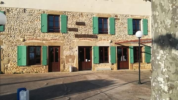 Gite - Auberge Du Midi Saint-Antoine  外观 照片