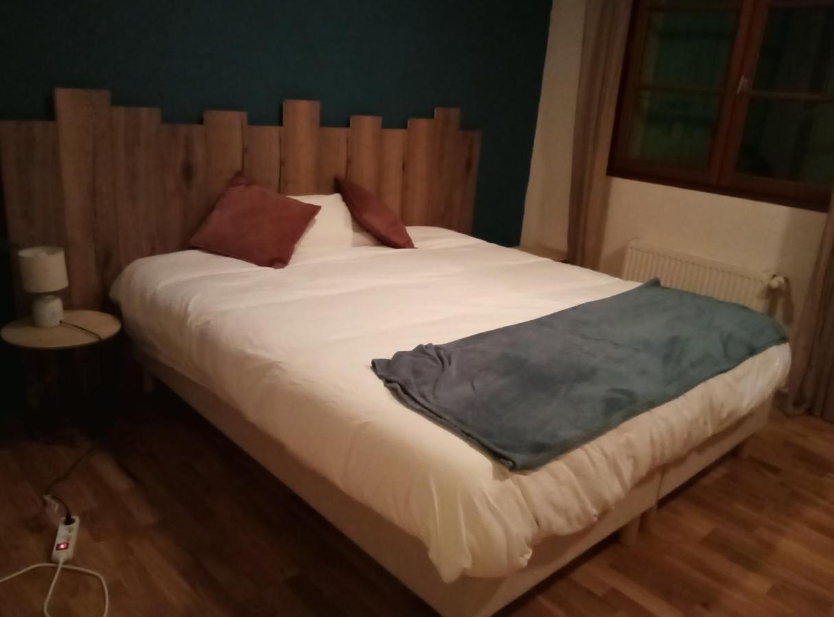 Gite - Auberge Du Midi Saint-Antoine  外观 照片