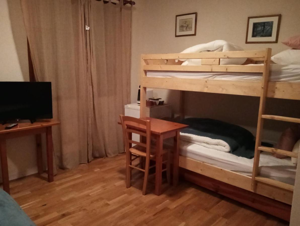 Gite - Auberge Du Midi Saint-Antoine  外观 照片