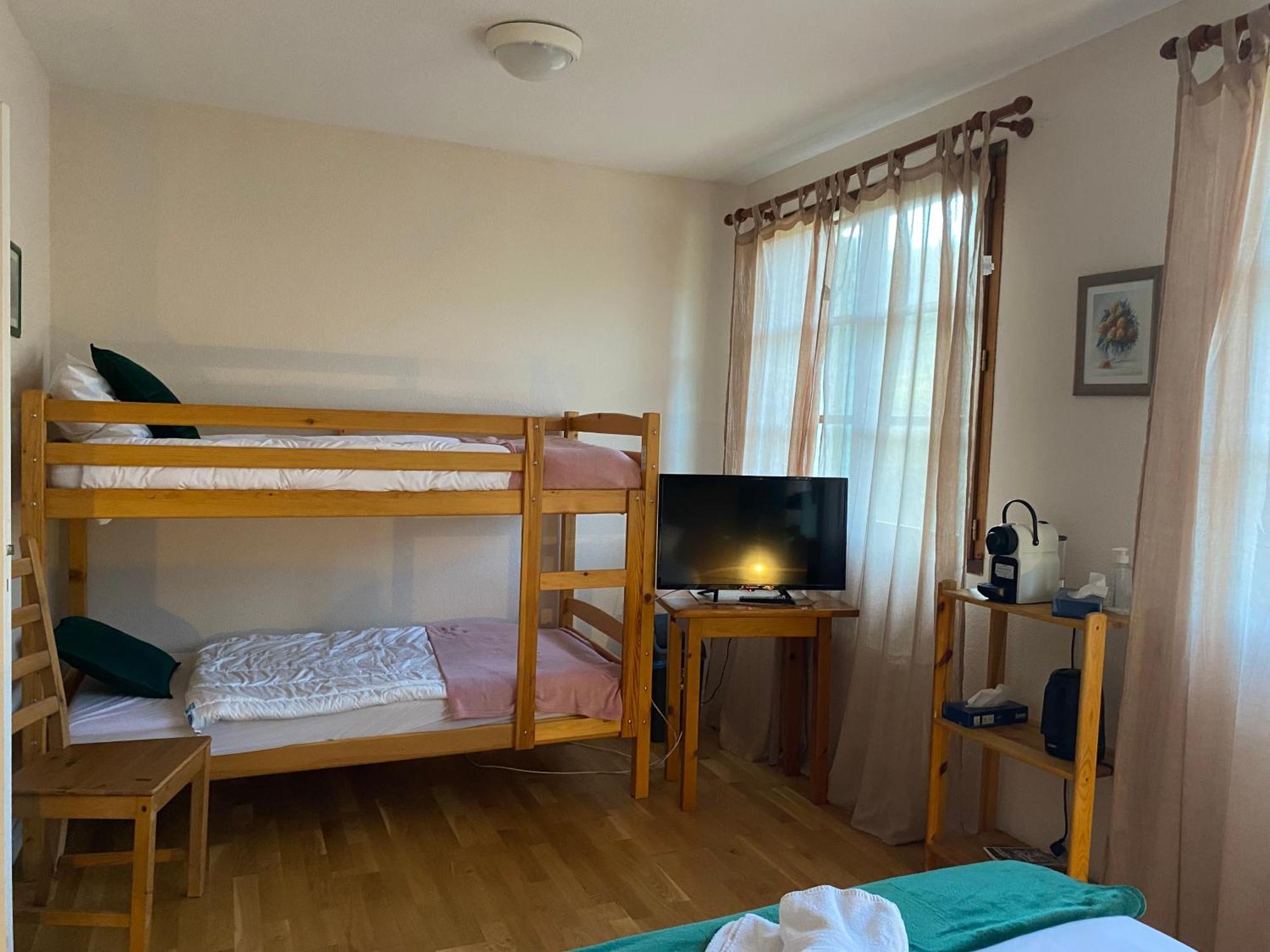Gite - Auberge Du Midi Saint-Antoine  外观 照片