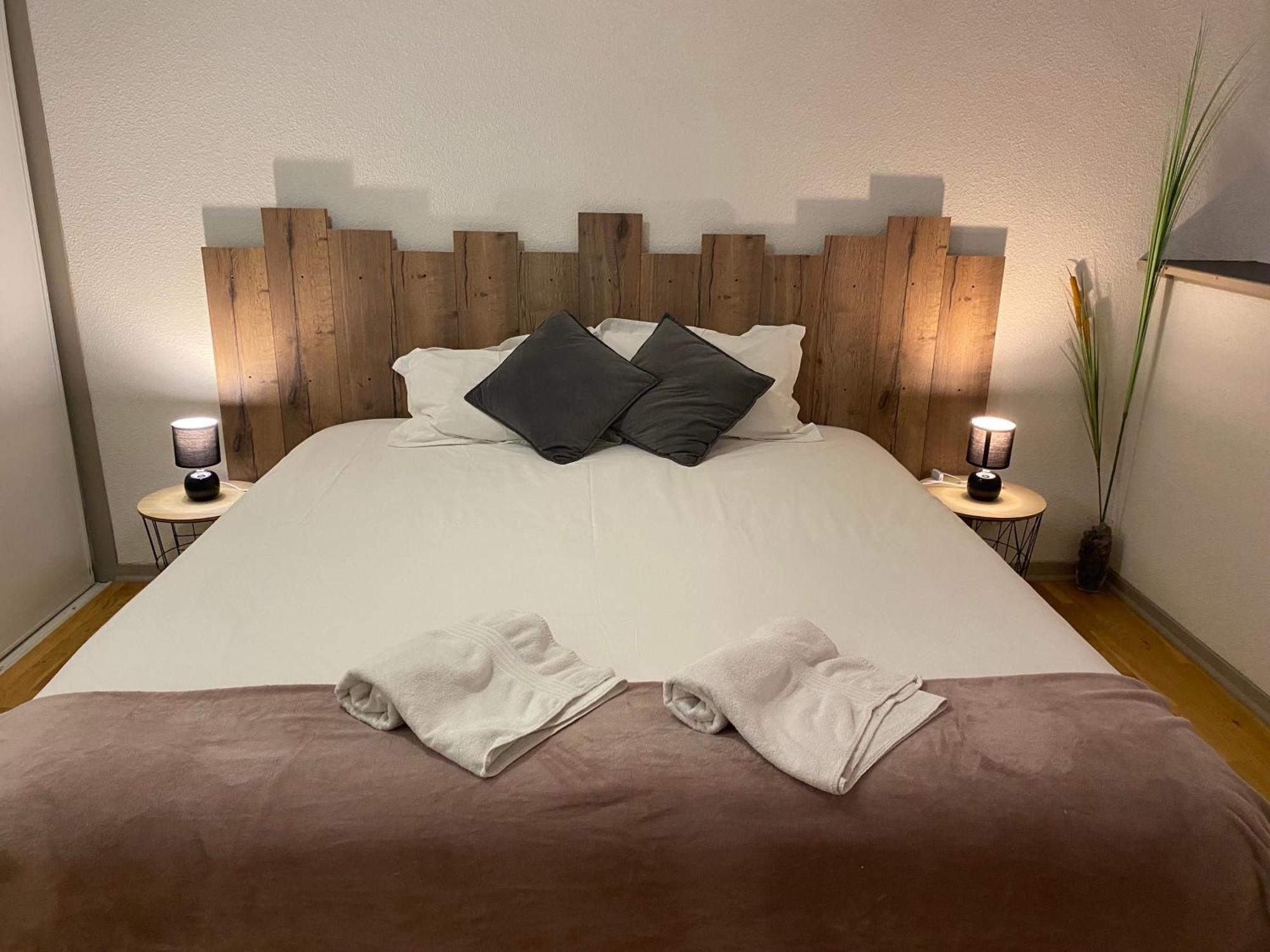Gite - Auberge Du Midi Saint-Antoine  外观 照片
